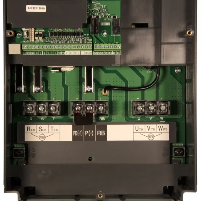 Частотный преобразователь N700E-750HF/900HFP 75/90кВт 380-480В — изображение 5